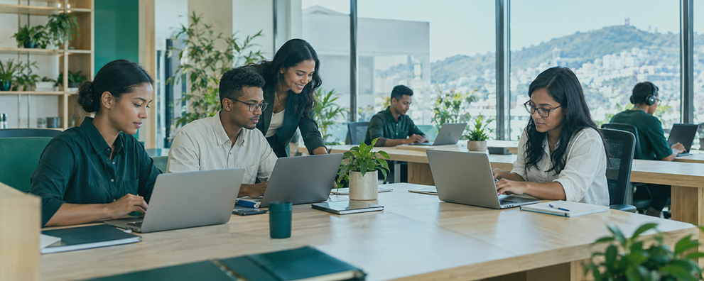 Équipe en atelier de travail collaboratif